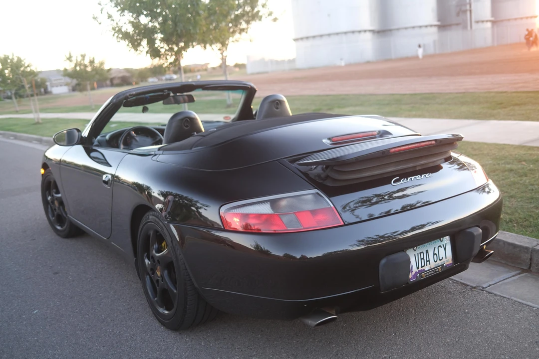 2001 Porsche 996 Carrera - Image 9 of 26