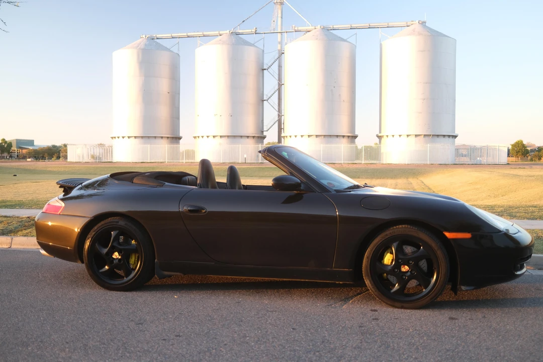 2001 Porsche 996 Carrera - Image 12 of 26