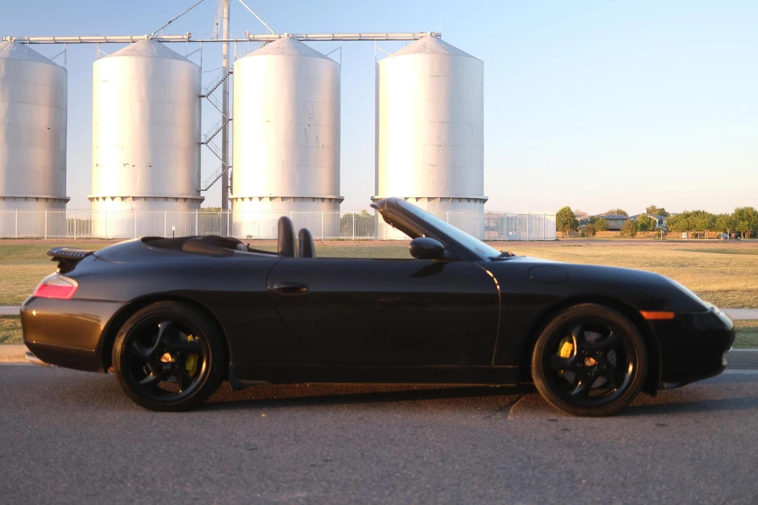2001 Porsche 996 Carrera - Image 3 of 26
