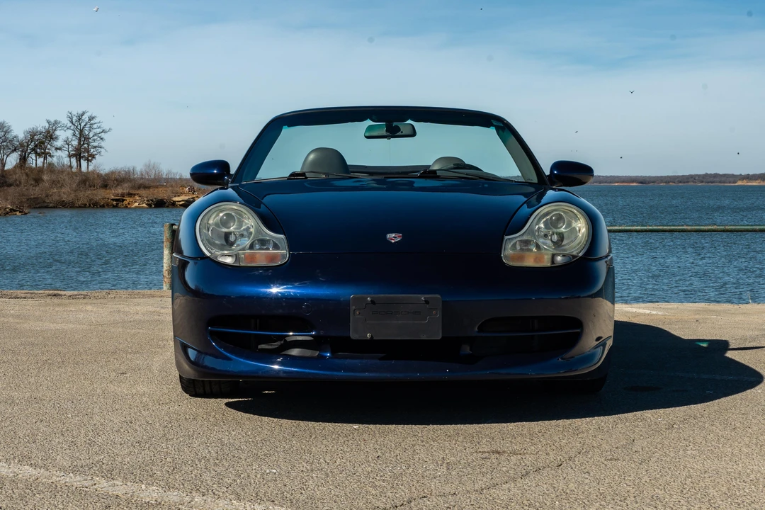 2001 Porsche 996 Carrera - Image 8 of 31