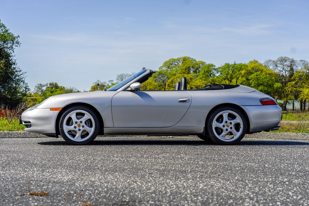 2001 Porsche 996 Carrera - Image 18 of 31
