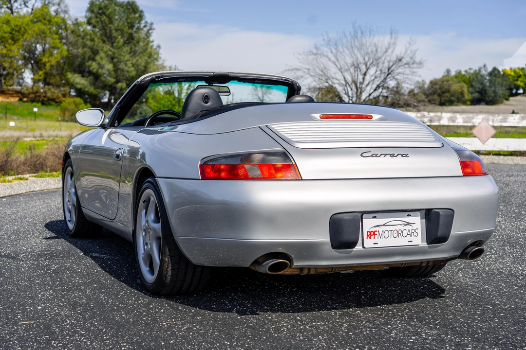 2001 Porsche 996 Carrera - Image 19 of 31