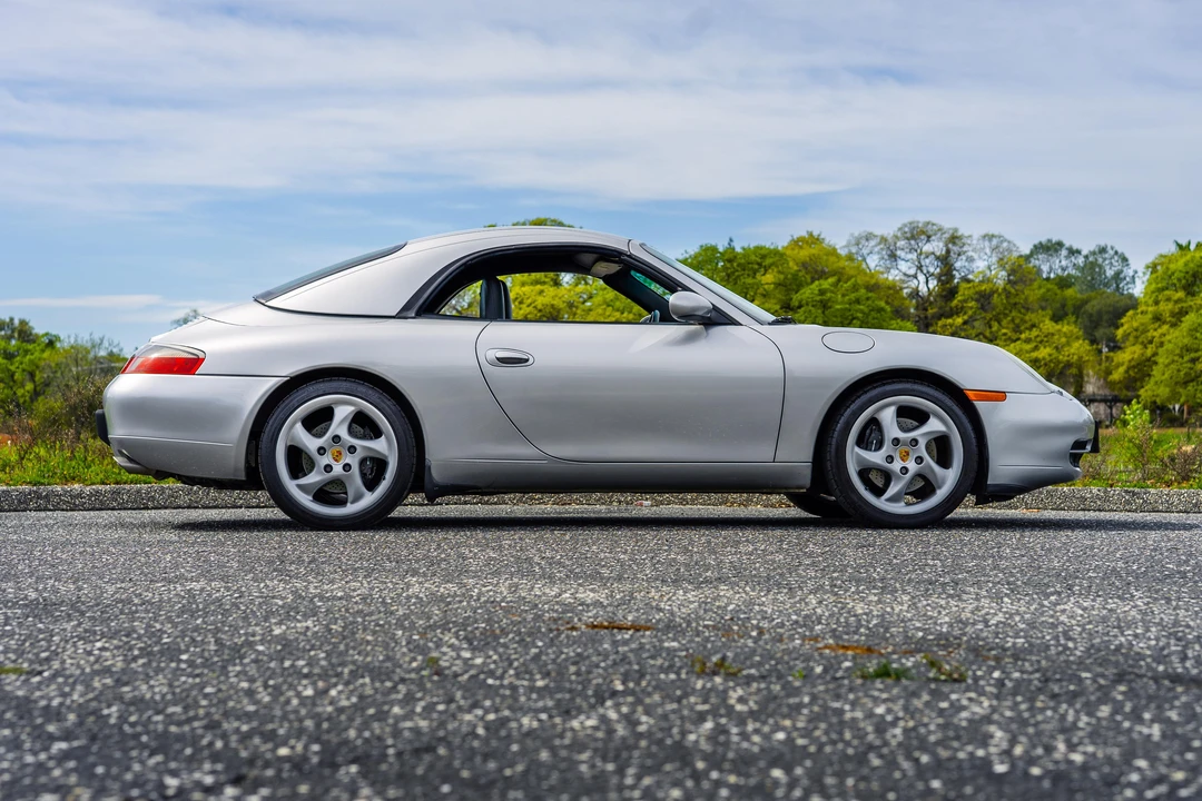2001 Porsche 996 Carrera - Image 31 of 31