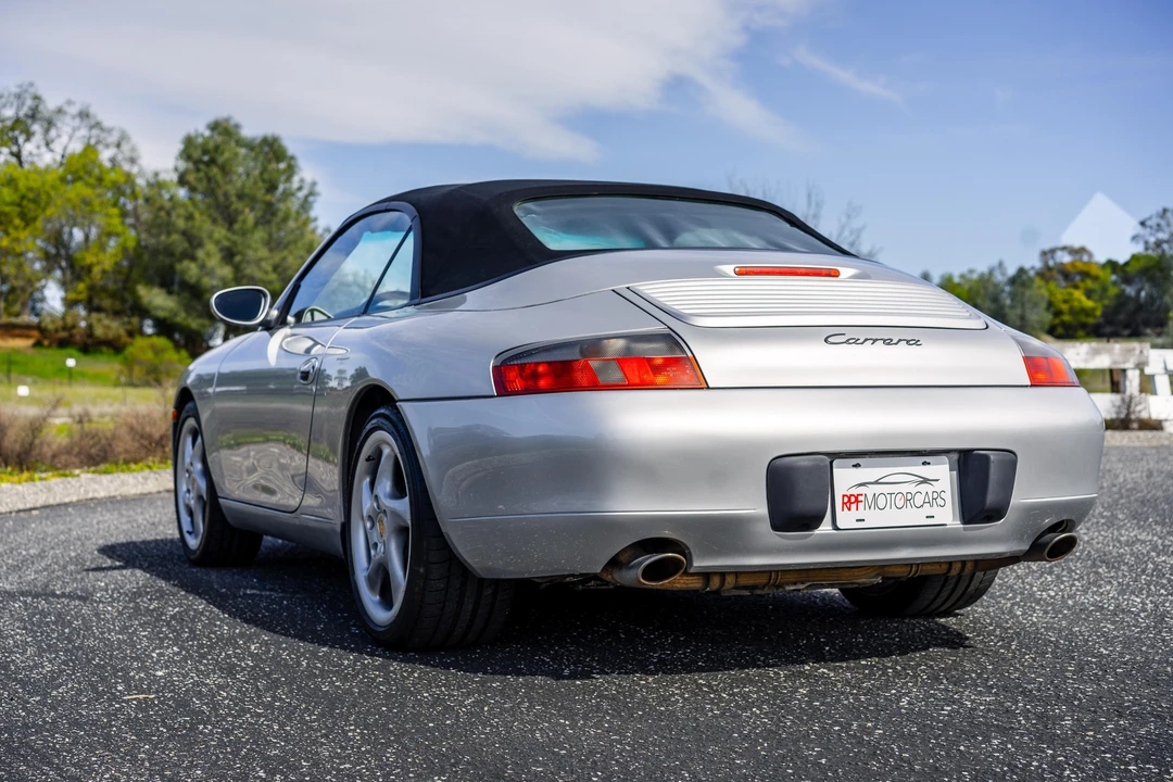 2001 Porsche 996 Carrera - Image 11 of 31