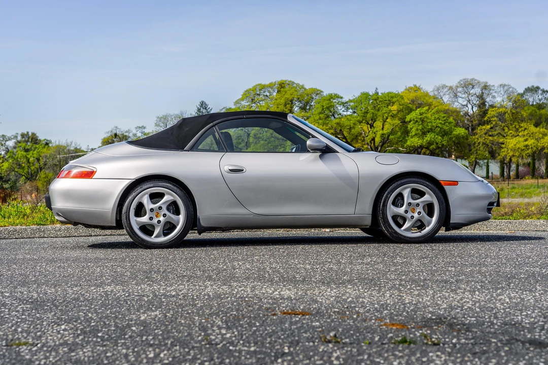 2001 Porsche 996 Carrera - Image 14 of 31