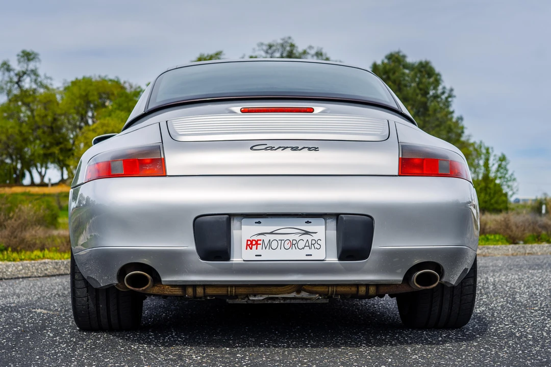 2001 Porsche 996 Carrera - Image 28 of 31