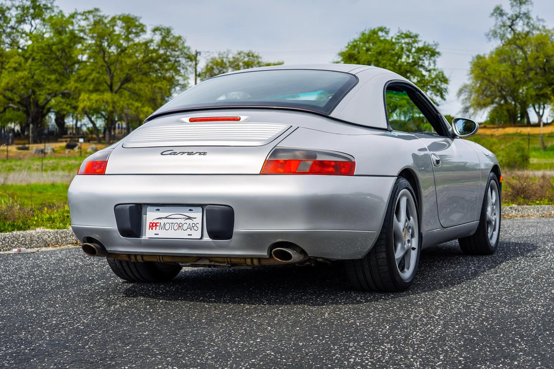 2001 Porsche 996 Carrera - Image 30 of 31