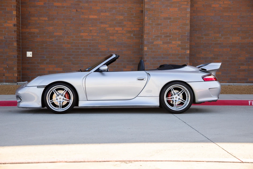 2001 Porsche 996 Carrera - Image 9 of 31