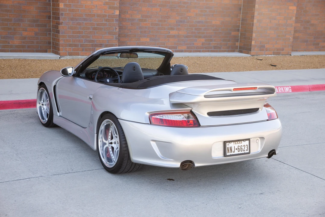 2001 Porsche 996 Carrera - Image 10 of 31