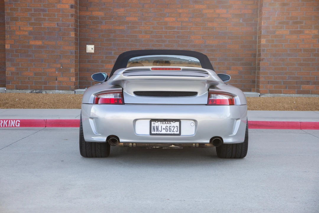 2001 Porsche 996 Carrera - Image 11 of 31
