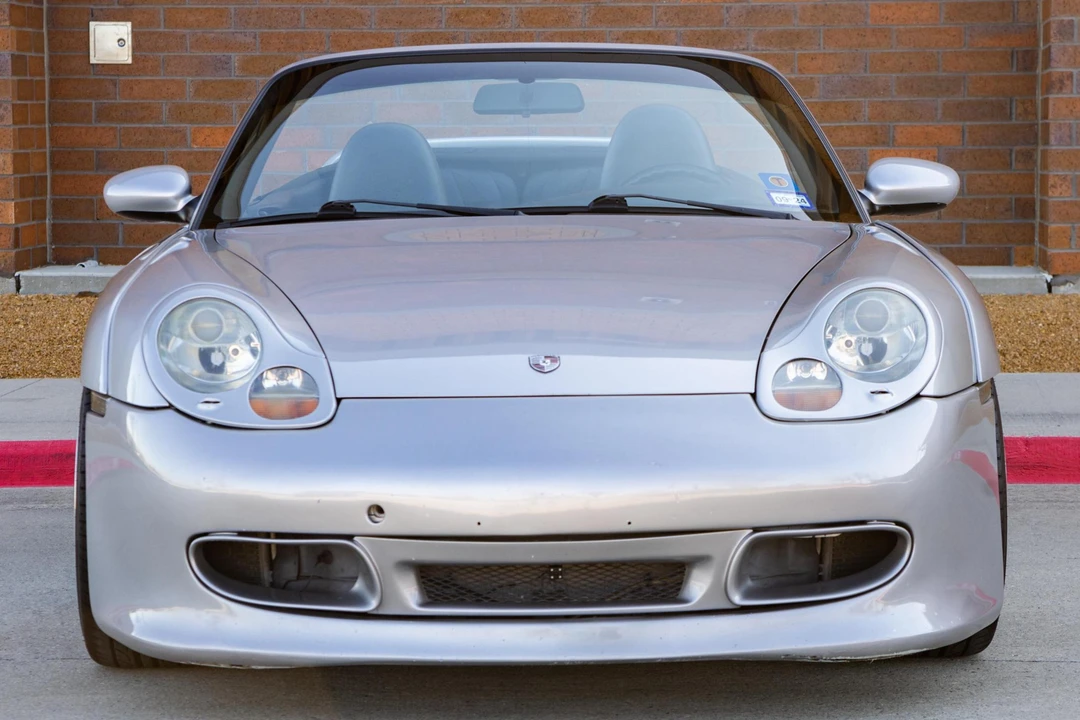 2001 Porsche 996 Carrera - Image 2 of 31