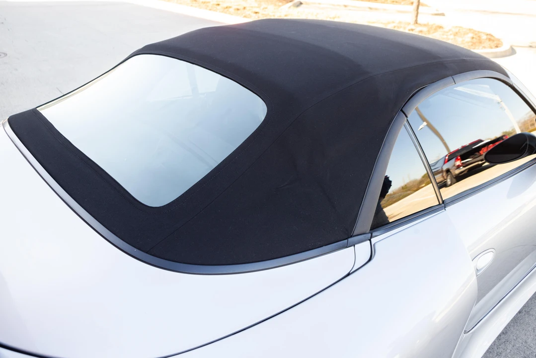 2001 Porsche 996 Carrera - Image 25 of 31