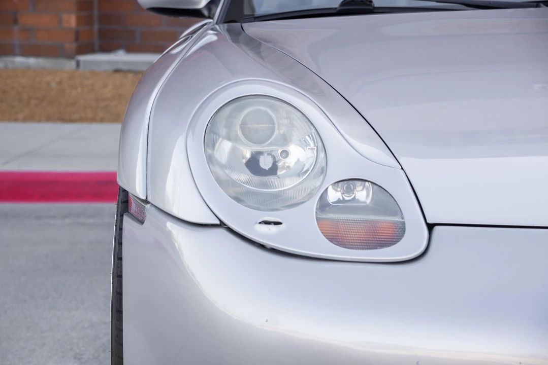 2001 Porsche 996 Carrera - Image 17 of 31