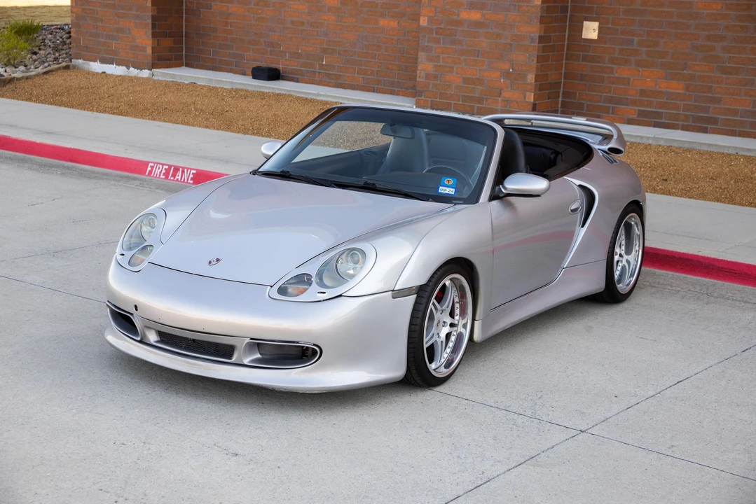 2001 Porsche 996 Carrera - Image 8 of 31