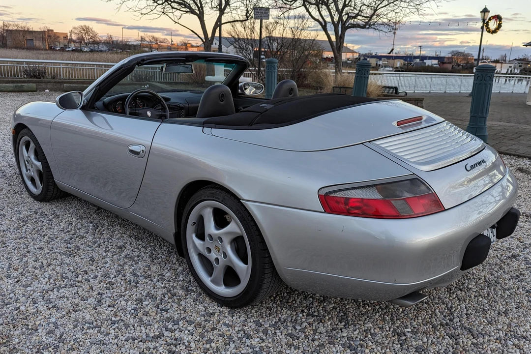 2001 Porsche 996 Carrera - Image 4 of 31