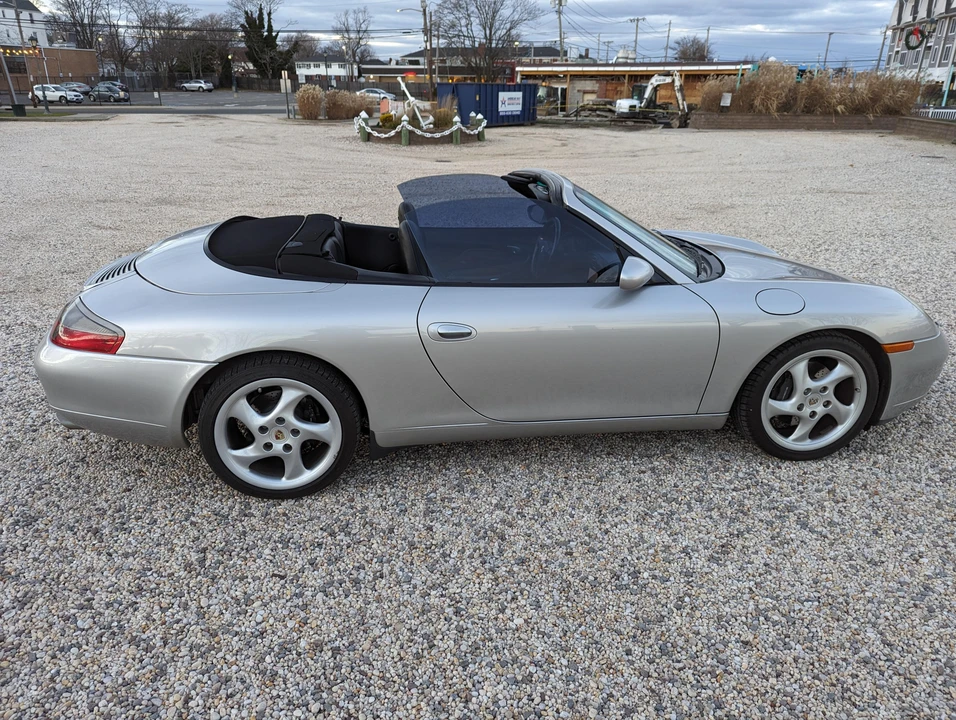 2001 Porsche 996 Carrera - Image 28 of 31