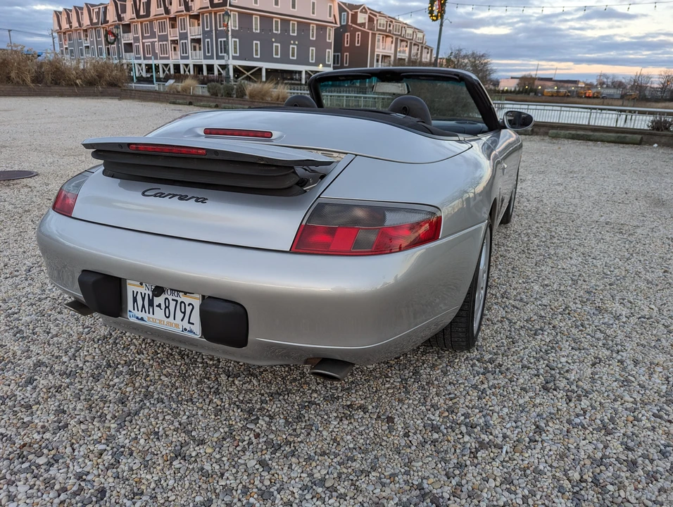 2001 Porsche 996 Carrera - Image 26 of 31