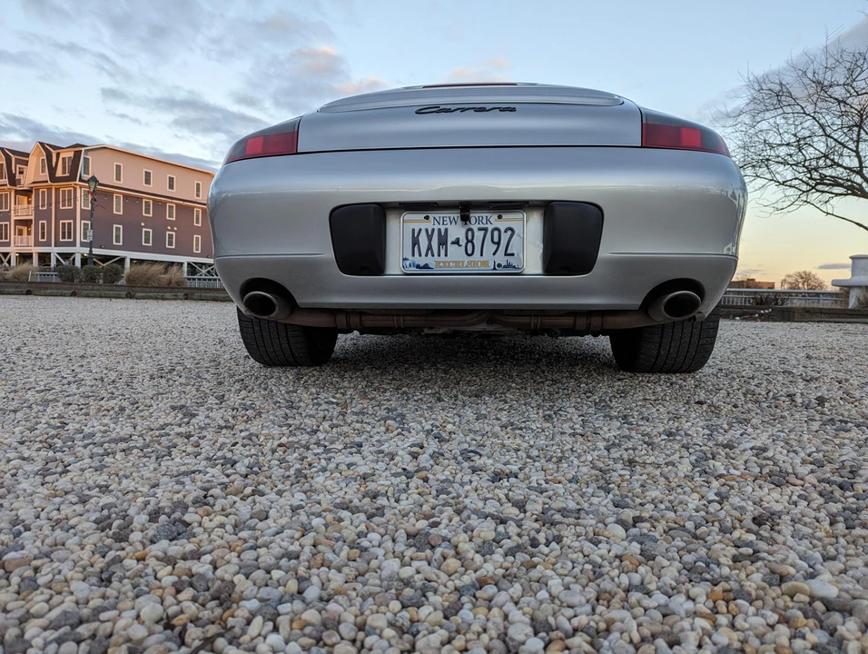 2001 Porsche 996 Carrera - Image 22 of 31