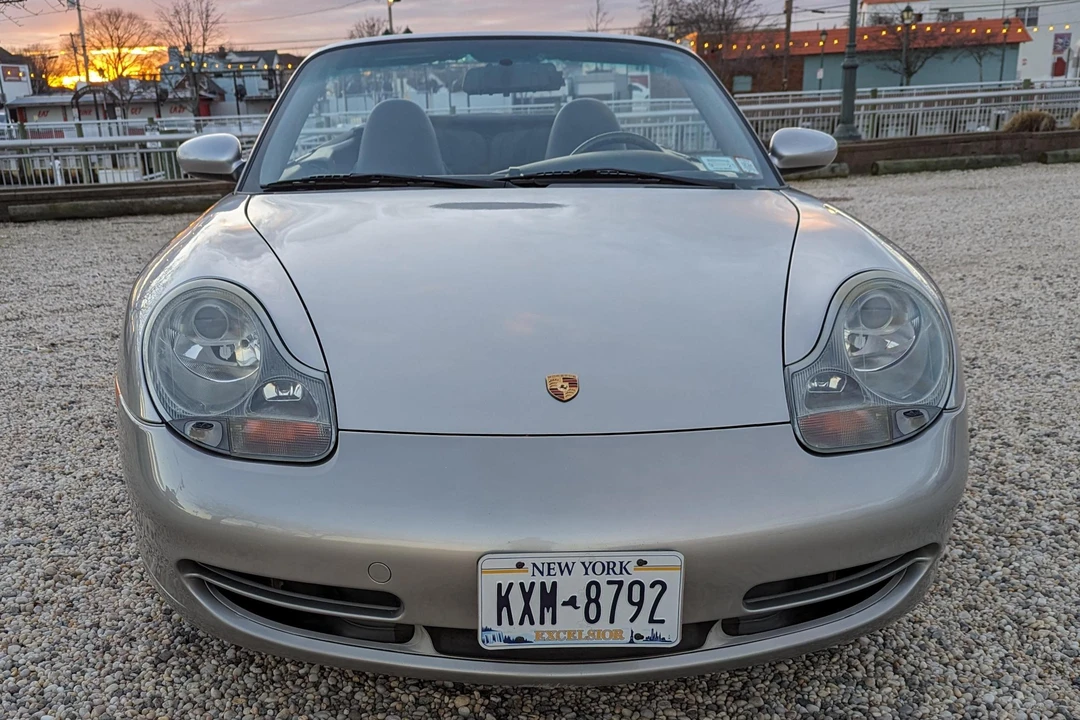 2001 Porsche 996 Carrera - Image 2 of 31