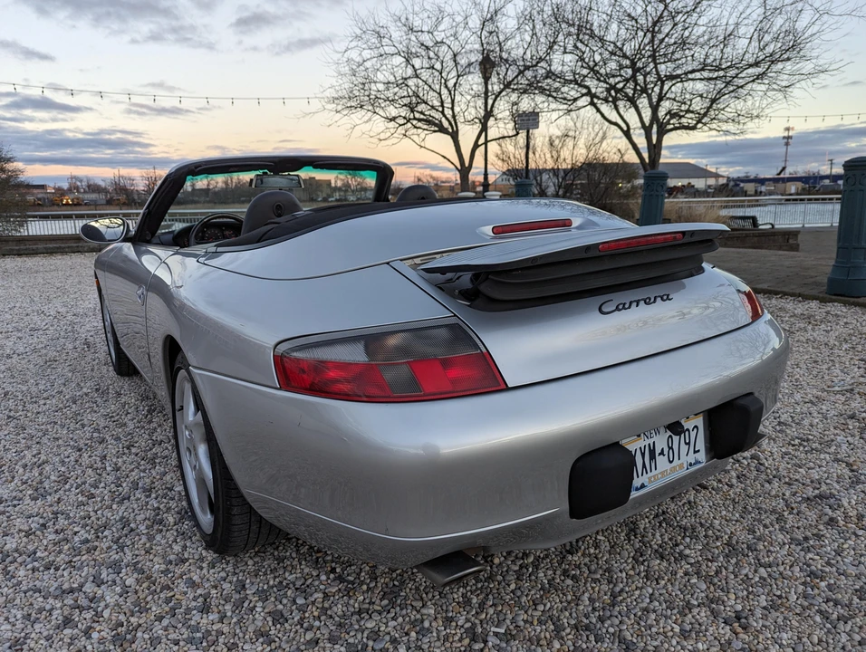 2001 Porsche 996 Carrera - Image 18 of 31