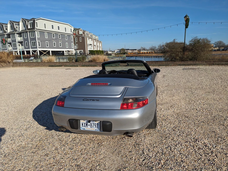 2001 Porsche 996 Carrera - Image 24 of 31