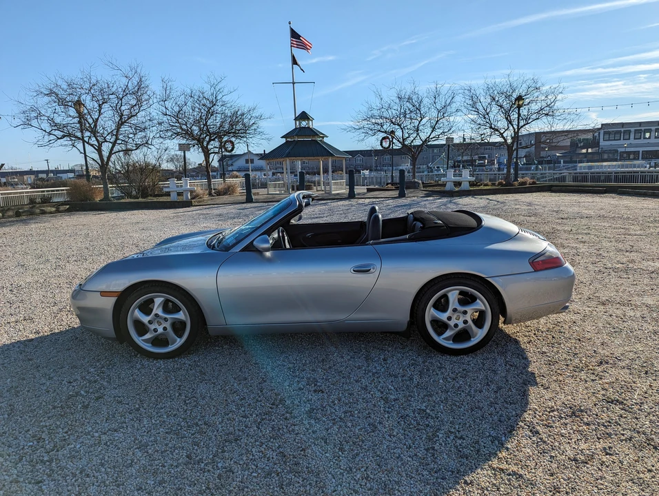 2001 Porsche 996 Carrera - Image 13 of 31