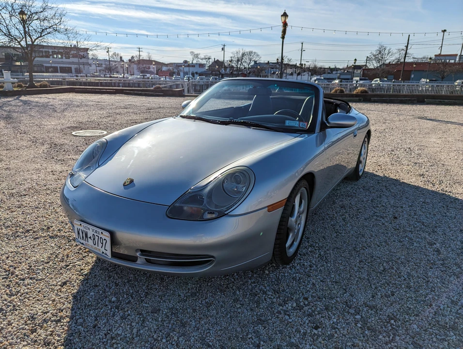 2001 Porsche 996 Carrera - Image 10 of 31