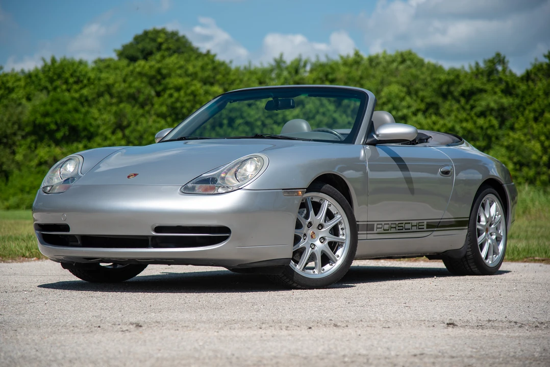 2001 Porsche 996 Carrera - Image 3 of 31