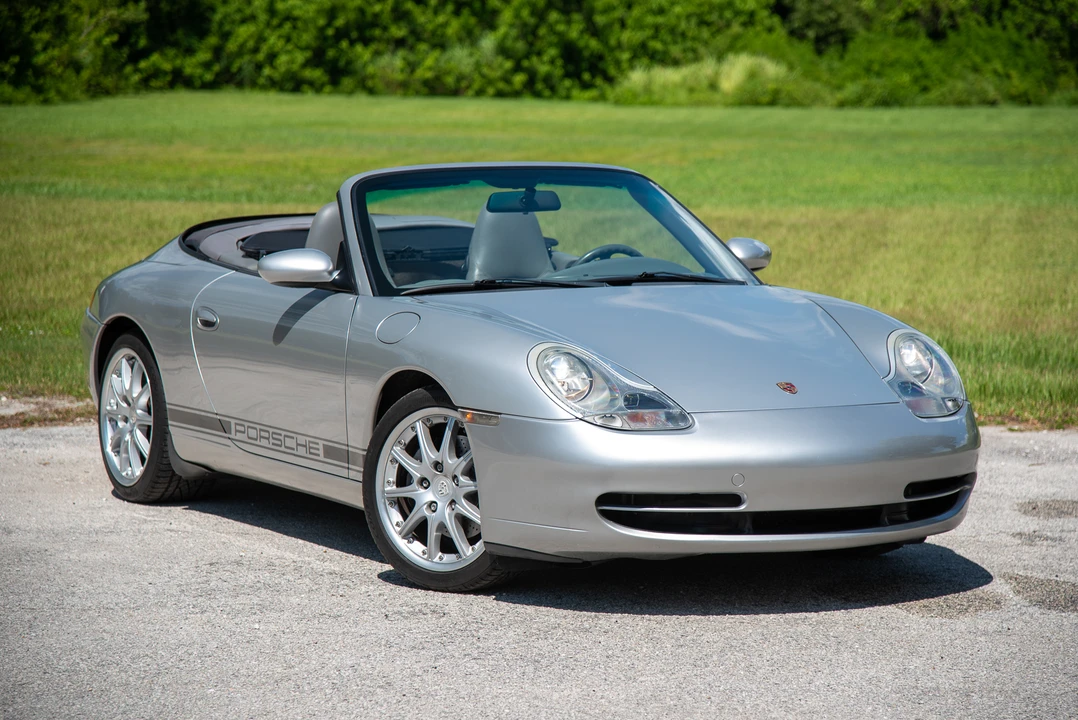 2001 Porsche 996 Carrera - Image 16 of 31
