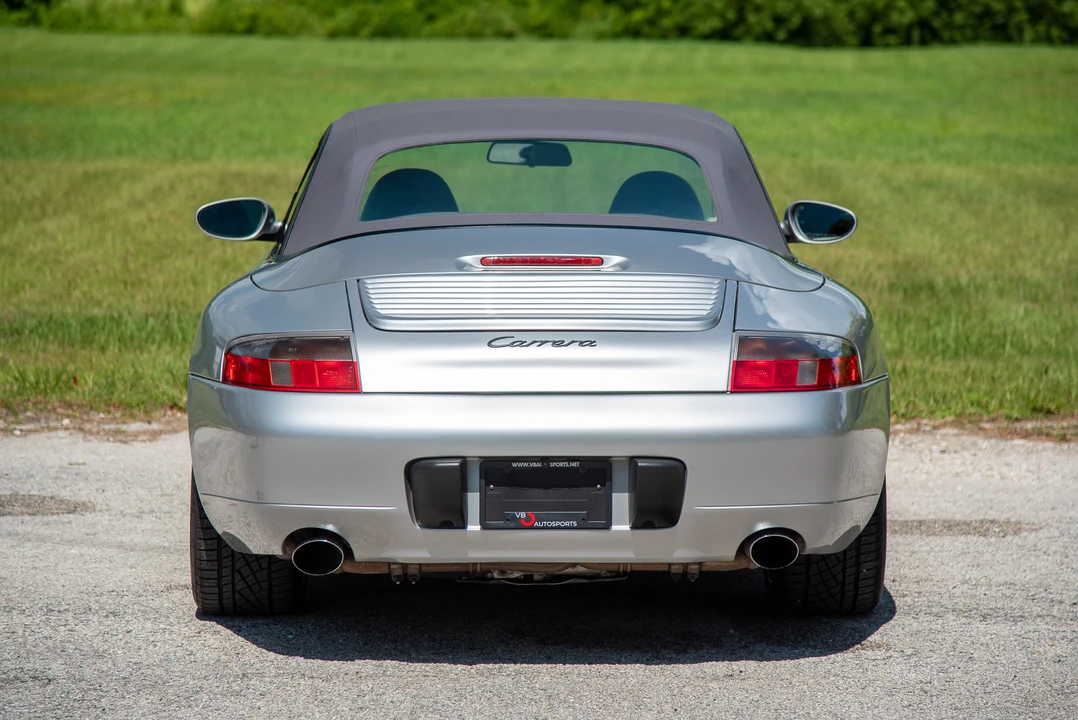 2001 Porsche 996 Carrera - Image 10 of 31