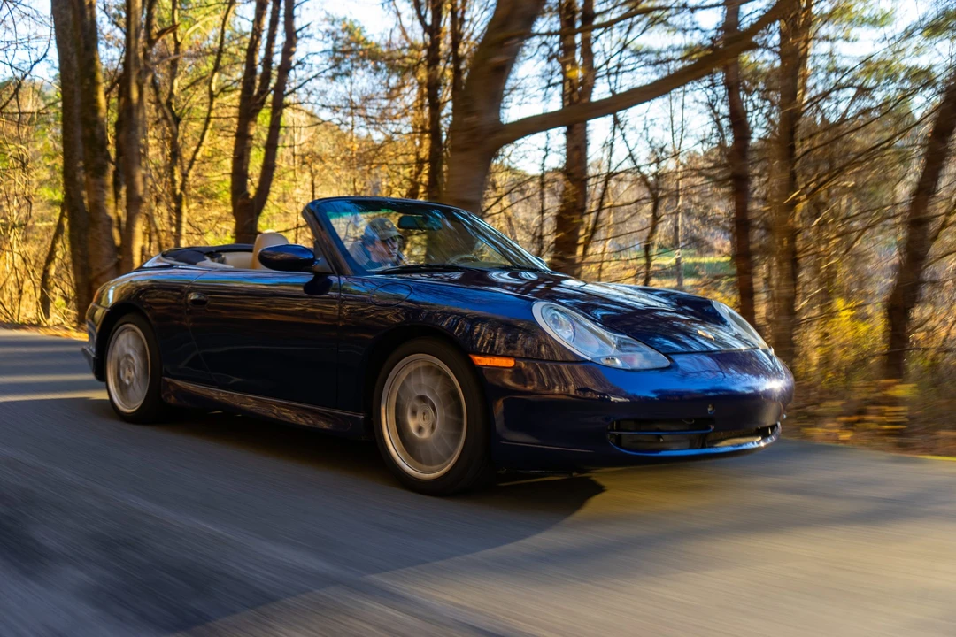 2001 Porsche 996 Carrera - Image 2 of 31