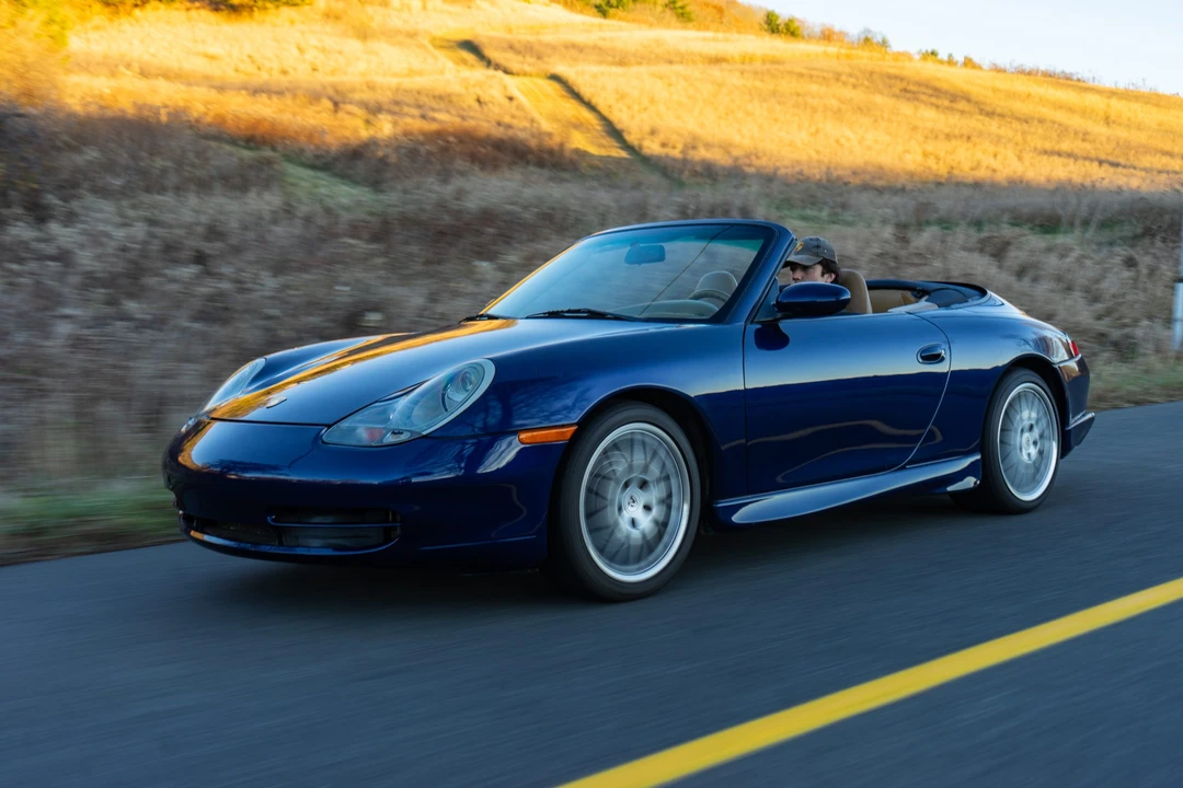 2001 Porsche 996 Carrera - Image 8 of 31