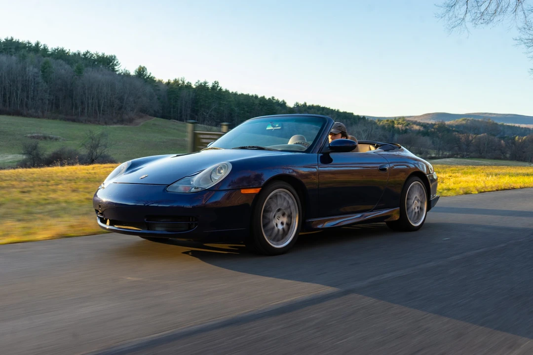2001 Porsche 996 Carrera - Image 11 of 31