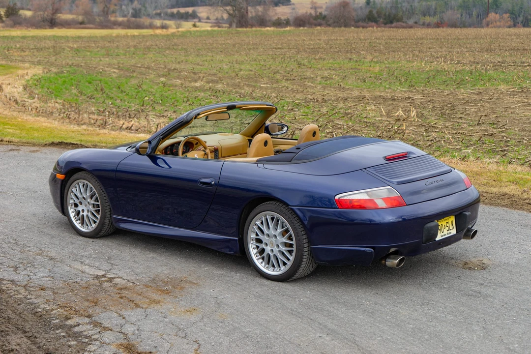 2001 Porsche 996 Carrera - Image 19 of 31
