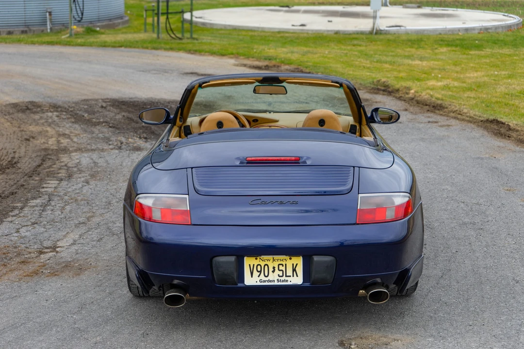 2001 Porsche 996 Carrera - Image 23 of 31