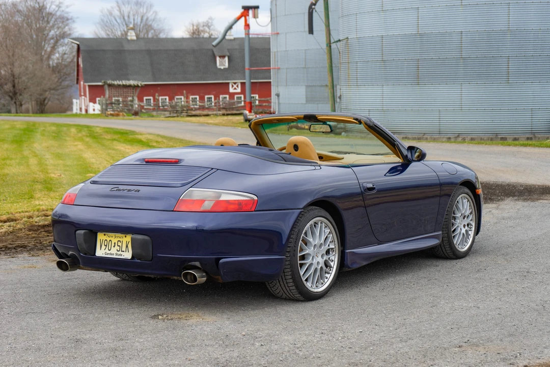 2001 Porsche 996 Carrera - Image 26 of 31
