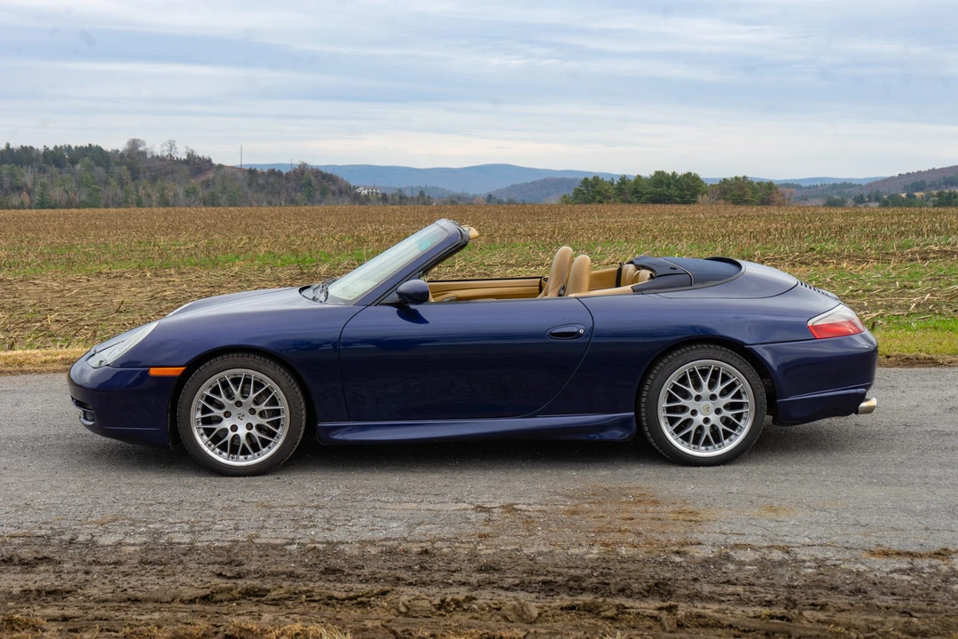 2001 Porsche 996 Carrera - Image 17 of 31