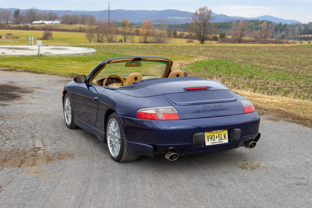 2001 Porsche 996 Carrera - Image 22 of 31