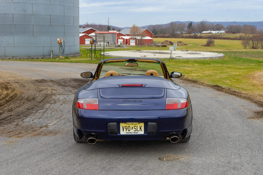 2001 Porsche 996 Carrera - Image 24 of 31