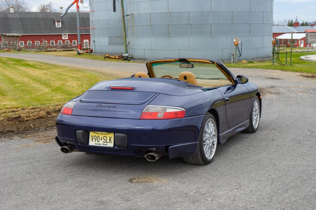 2001 Porsche 996 Carrera - Image 25 of 31