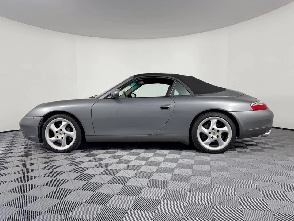2001 Porsche 996 Carrera - Image 2 of 5