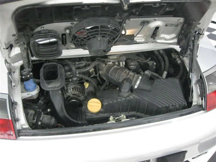 2001 Porsche 996 Carrera - Image 8 of 11