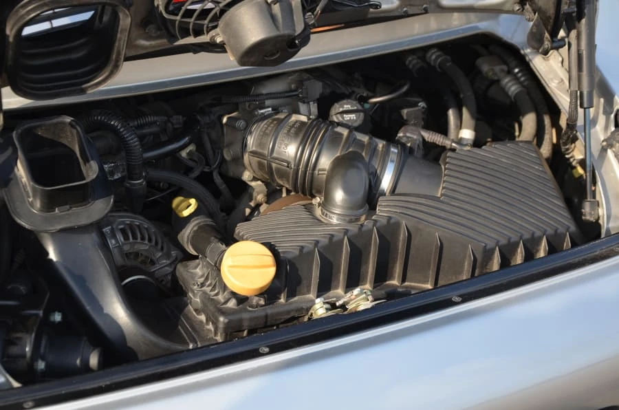 2001 Porsche 996 Carrera - Image 8 of 12