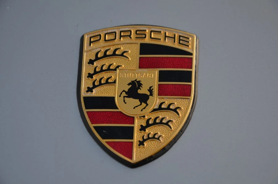 2001 Porsche 996 Carrera - Image 9 of 12