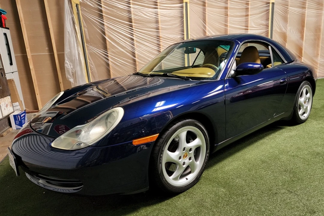 2001 Porsche 996 Carrera - Image 1 of 31