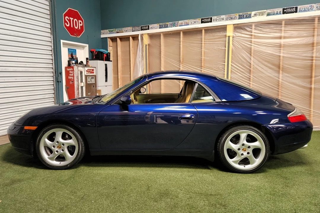 2001 Porsche 996 Carrera - Image 21 of 31