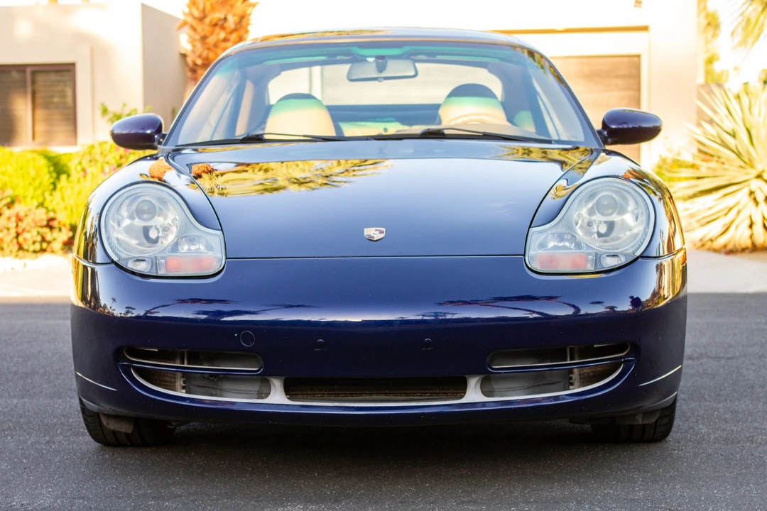 2001 Porsche 996 Carrera - Image 10 of 31