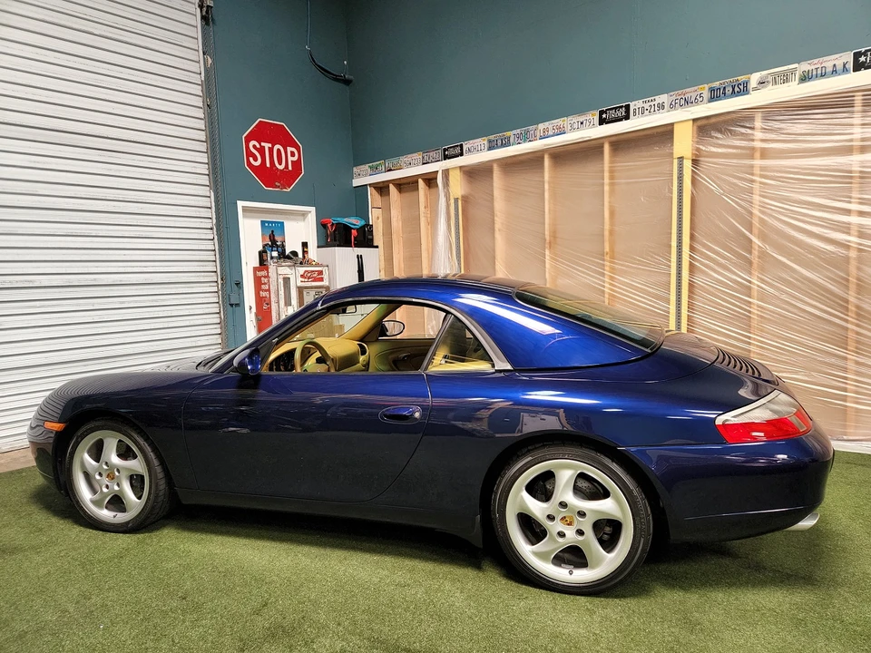 2001 Porsche 996 Carrera - Image 19 of 31