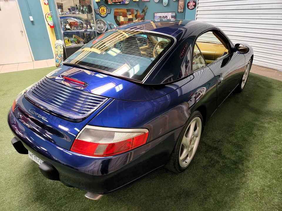 2001 Porsche 996 Carrera - Image 13 of 31