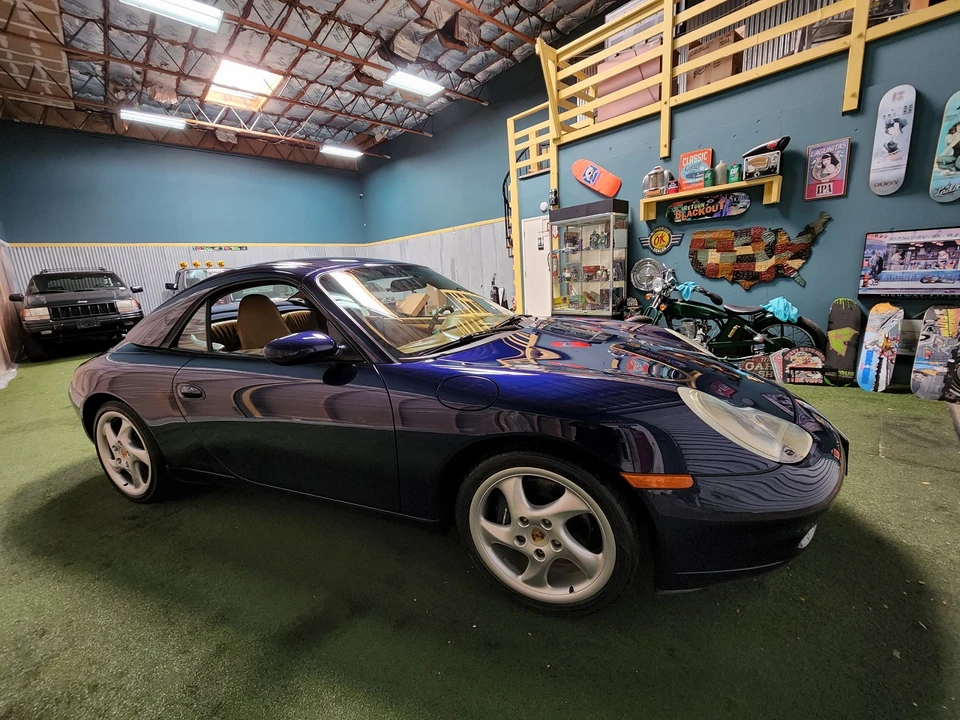 2001 Porsche 996 Carrera - Image 11 of 31